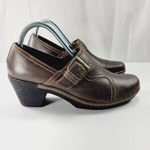 Clarks Women’s Leather Mary Jane Heels Size 8.5M Brown Comfort Shoes